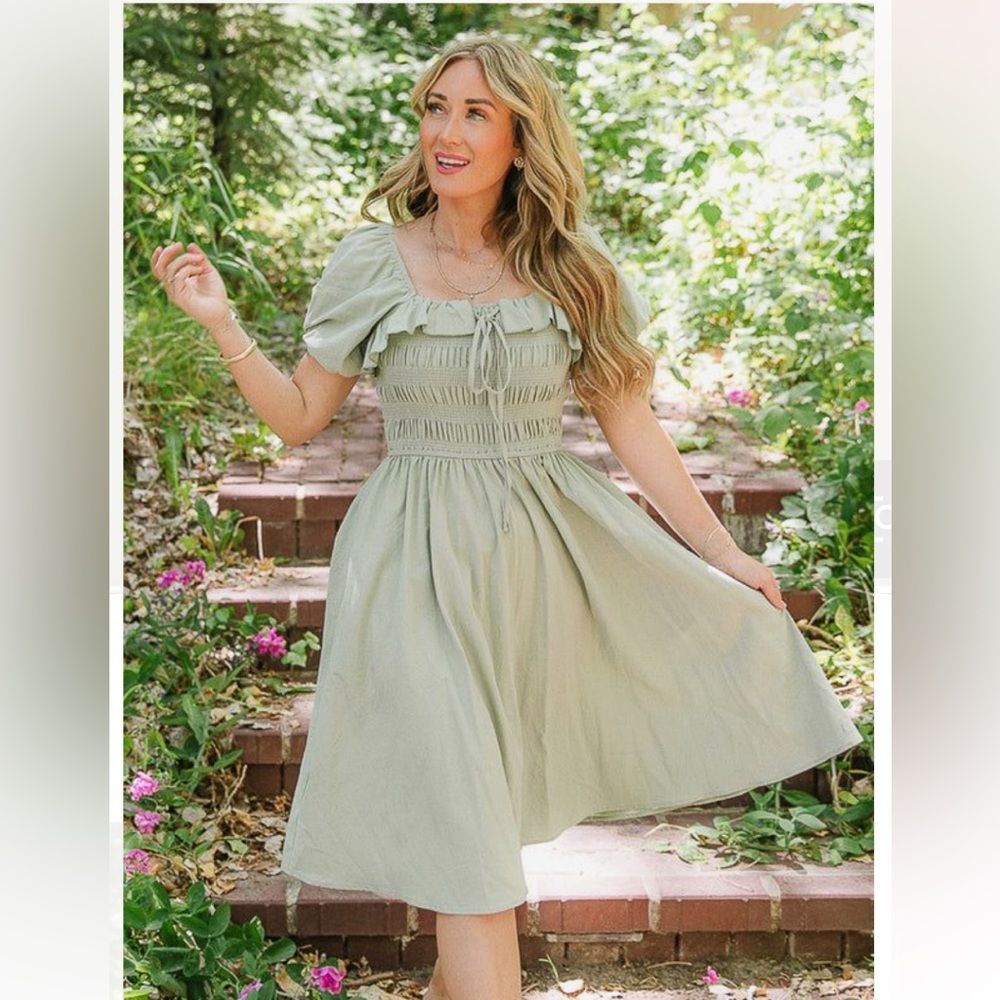 Ivy City Co. Rae Dress, Sage, size 1X
